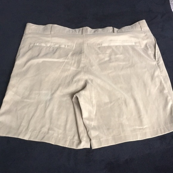 Russell Mens Tan Khaki Shorts - Picture 8 of 10